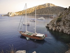 Serce Bay