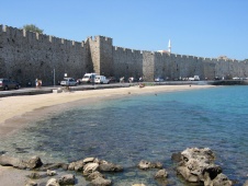 Le mura della città antica di Rodi